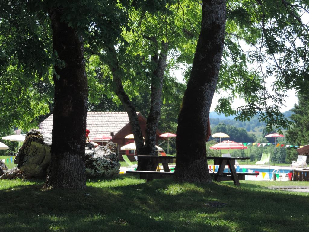 Hotel Le Grand Chalet Foncine-le-Haut Eksteriør billede