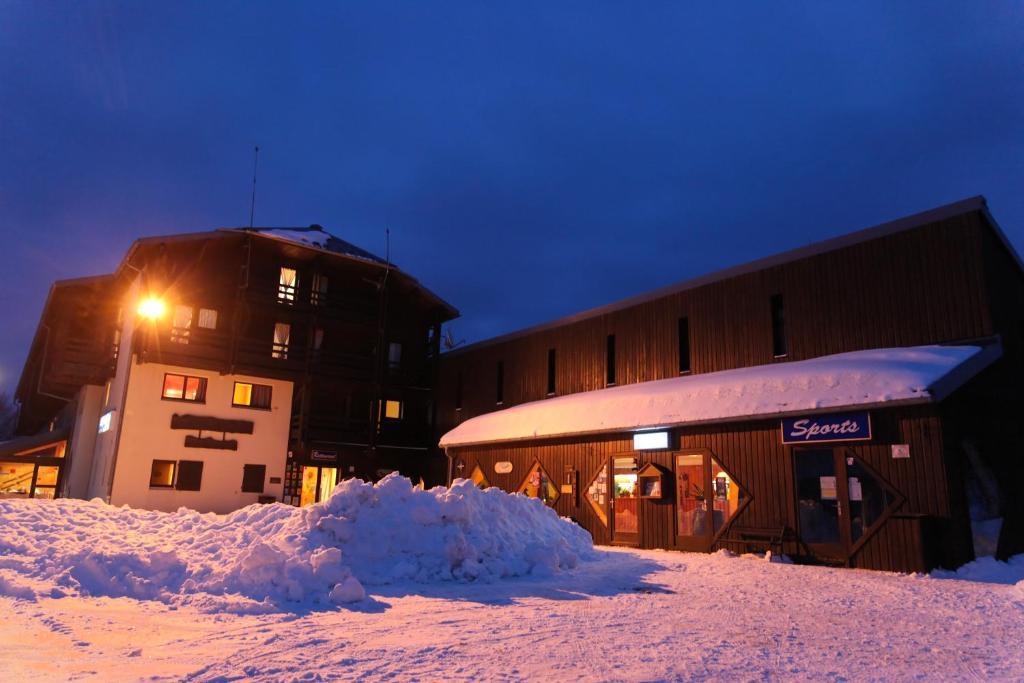 Hotel Le Grand Chalet Foncine-le-Haut Eksteriør billede